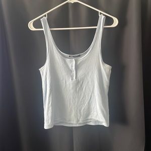 Woman’s blue crop tank top